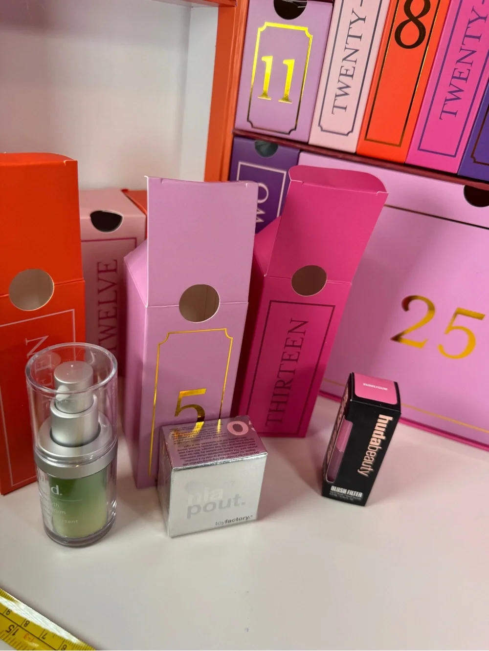 NEW FULL Ipsy Advent Calendar  2025 all new items. Large box.